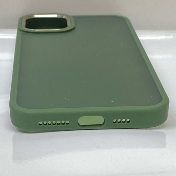 Yo Case Perfectionist Green Mobile Phone Case - Apple 11 Pro Max - Pre-owned - Picture 7 of 8